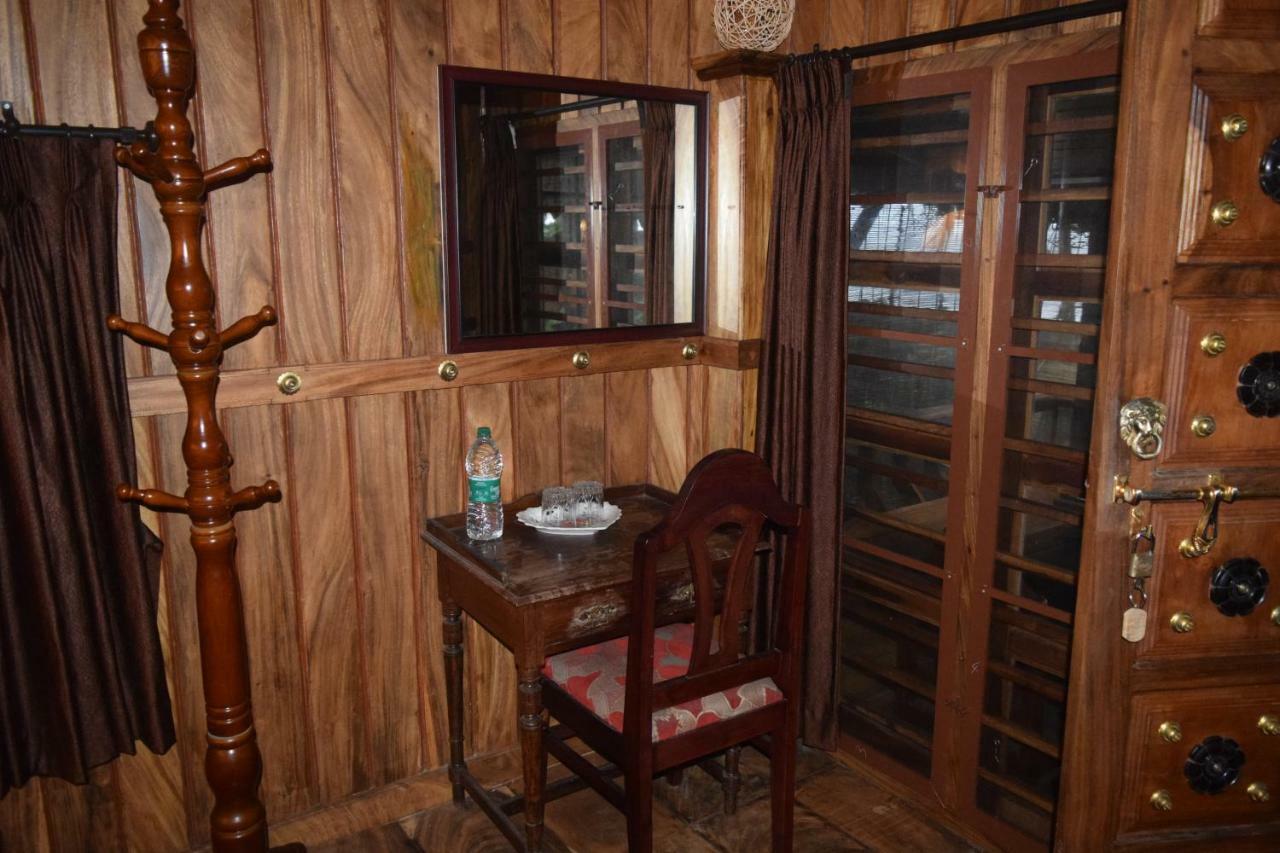 Sea Hut Homestay Kochi Exterior photo