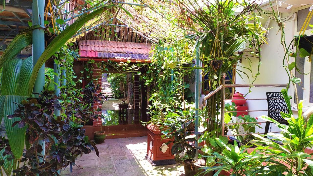 Sea Hut Homestay Kochi Exterior photo